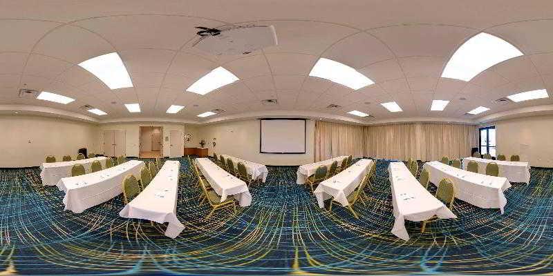 Hotel Springhill By Marriott 3*